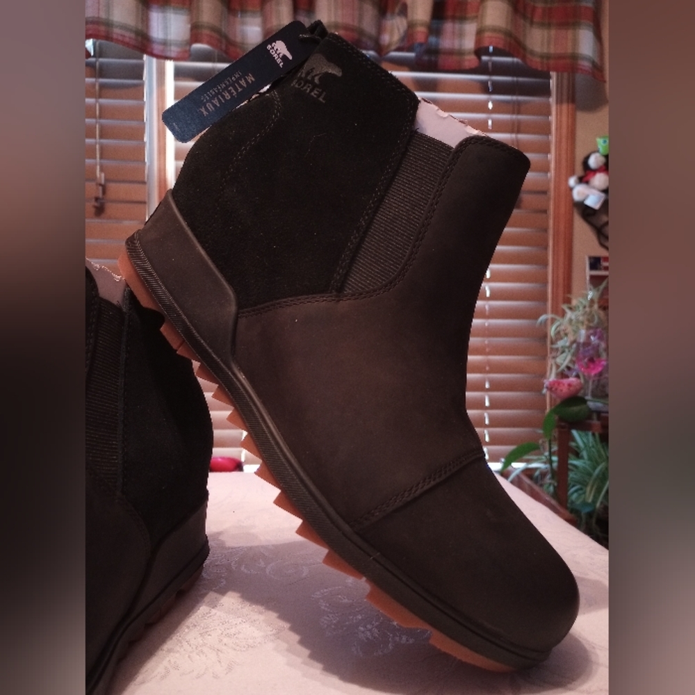 Sorel Evie Waterproof Boot -12